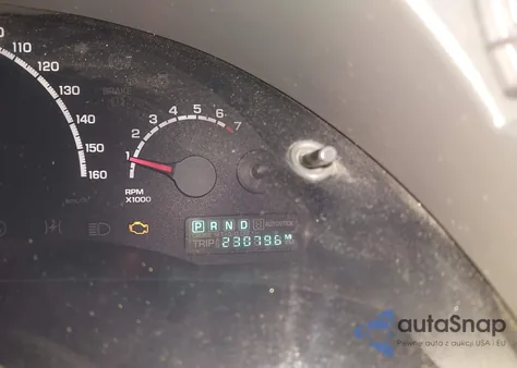 2004 Chrysler Pacifica из США, поврежденный, VIN 2C8GF68424R182267